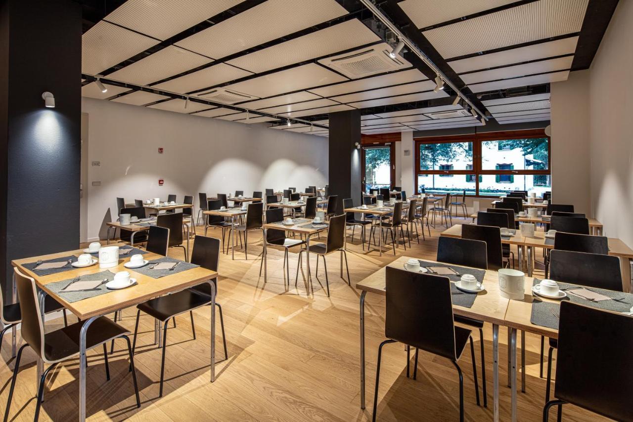 Hotel La Pergola Lignano Sabbiadoro Ngoại thất bức ảnh