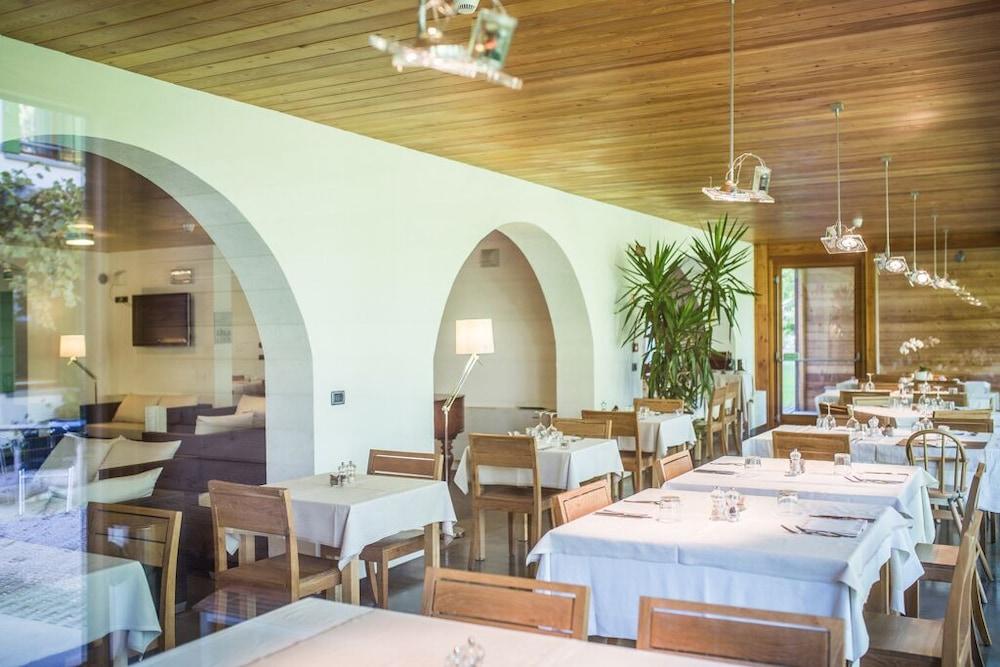 Hotel La Pergola Lignano Sabbiadoro Ngoại thất bức ảnh