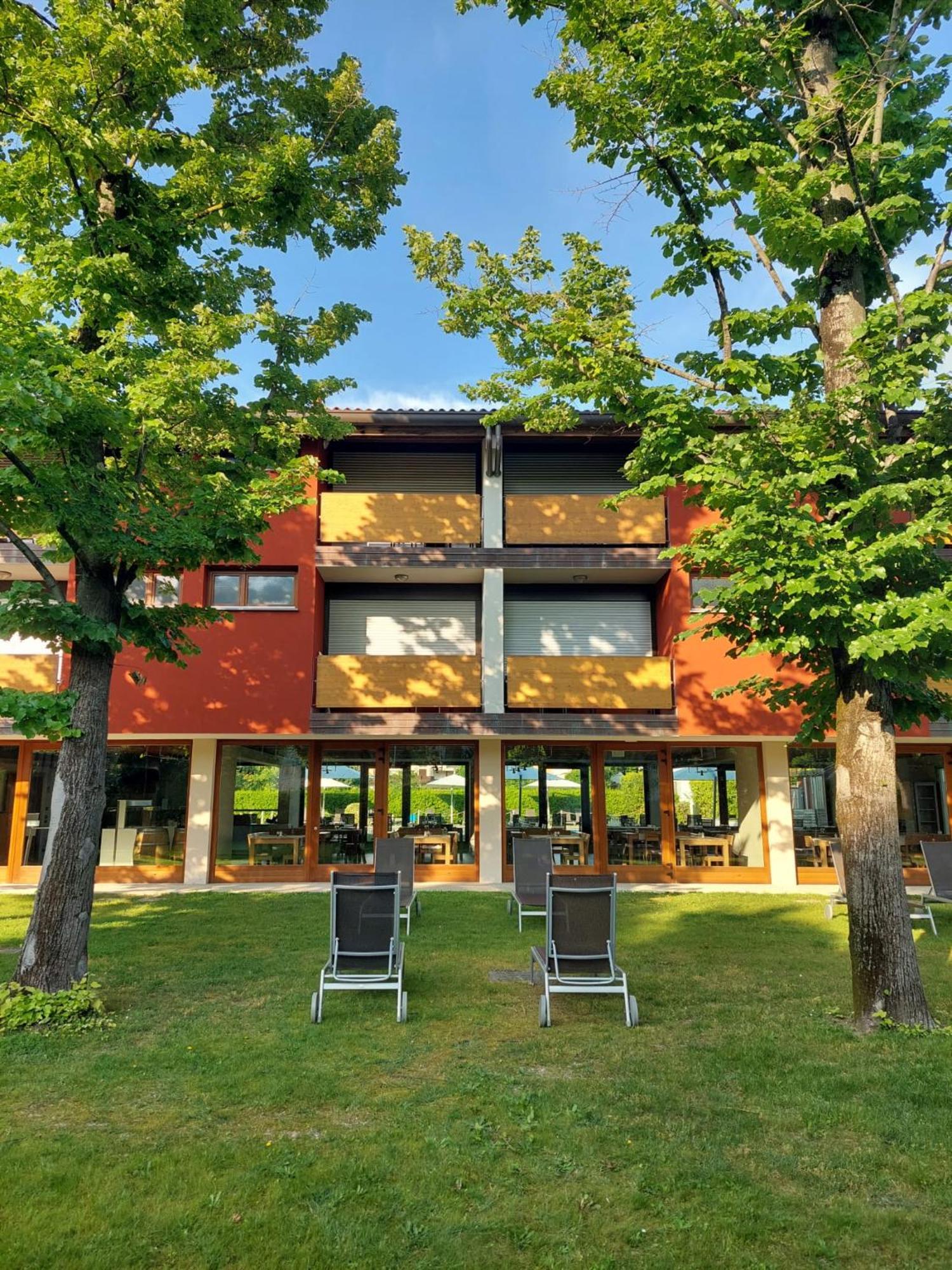 Hotel La Pergola Lignano Sabbiadoro Ngoại thất bức ảnh