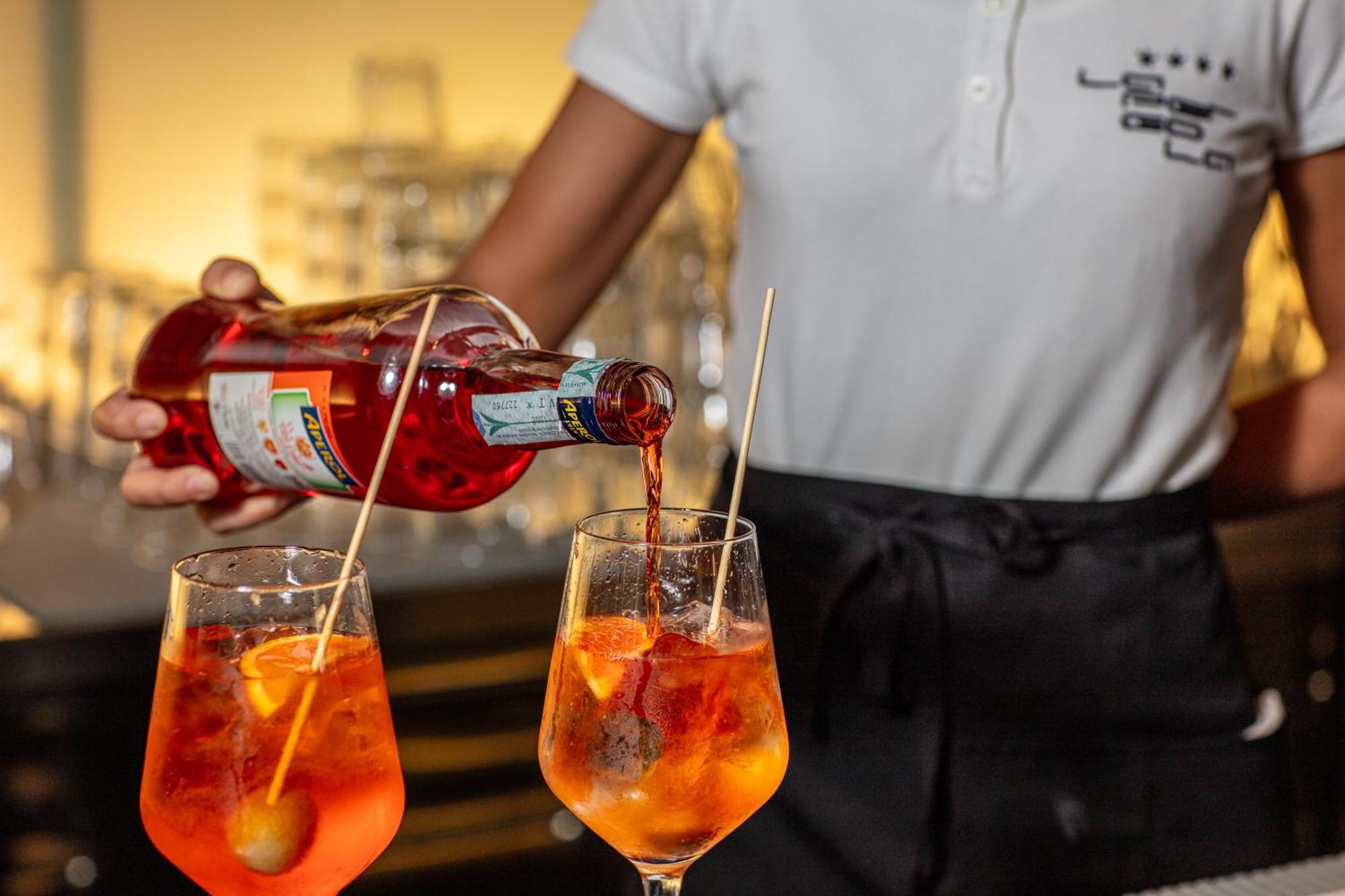 Hotel La Pergola Lignano Sabbiadoro Ngoại thất bức ảnh
