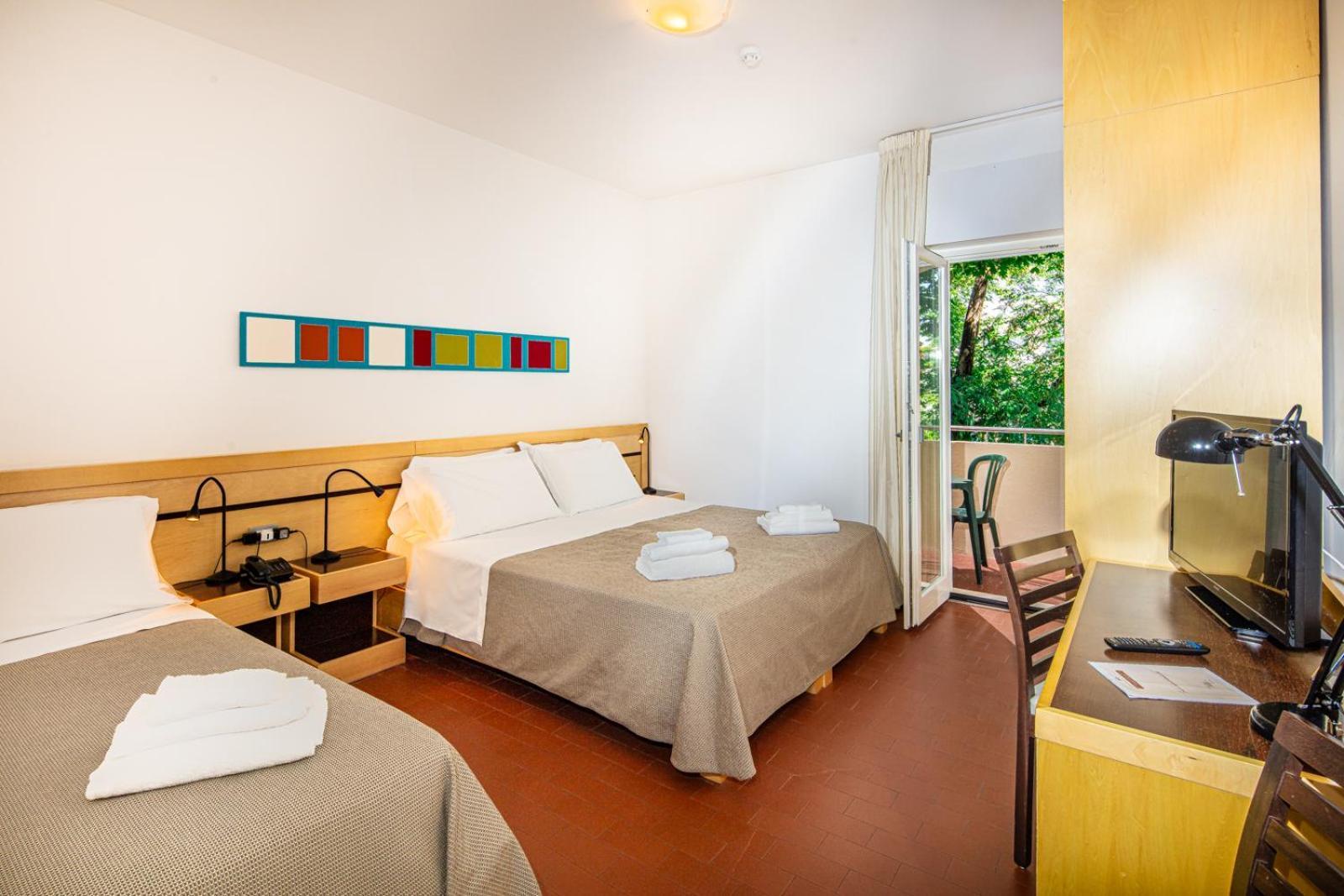 Hotel La Pergola Lignano Sabbiadoro Ngoại thất bức ảnh