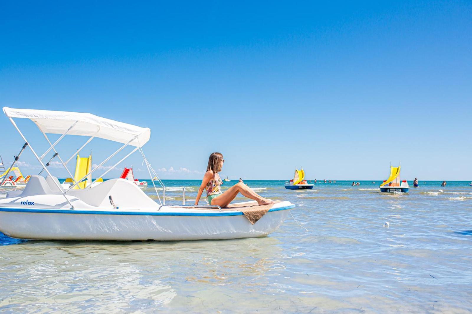 Hotel La Pergola Lignano Sabbiadoro Ngoại thất bức ảnh